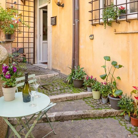 Quiet Trevi Fountain Apartment With Patio And Backyard Roma Exterior foto